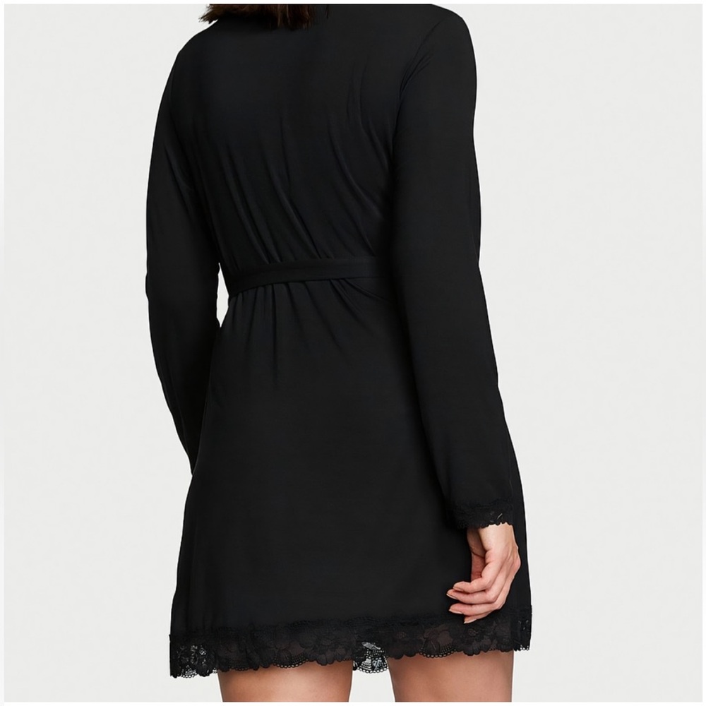 Victoria's Secret Women’s Modal Black Lace-Trim Tie Waist Short Robe Size XS/S - Picture 2 of 6